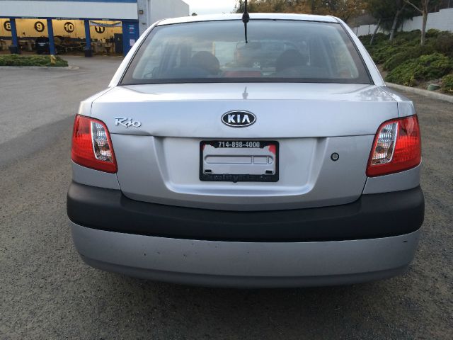 2007 Kia Rio Base