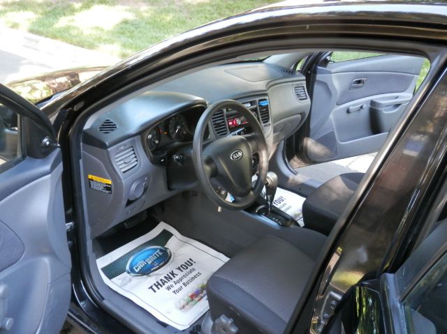 2007 Kia Rio Elk Conversion Van