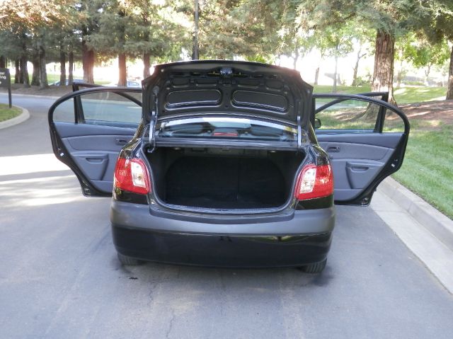 2007 Kia Rio Elk Conversion Van