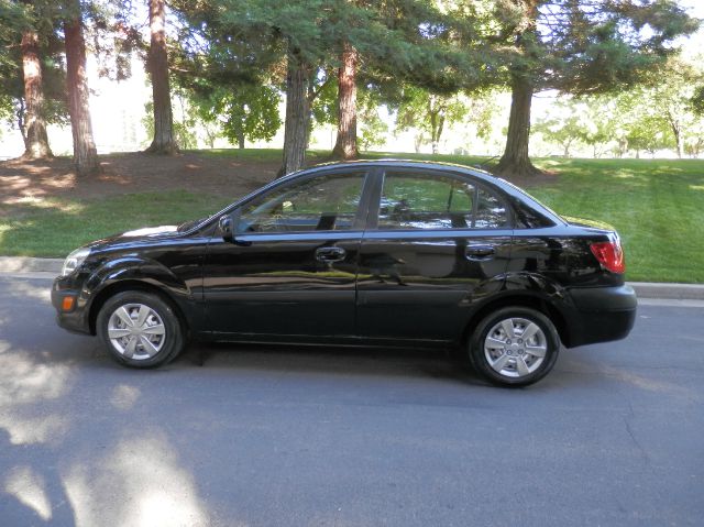 2007 Kia Rio Elk Conversion Van