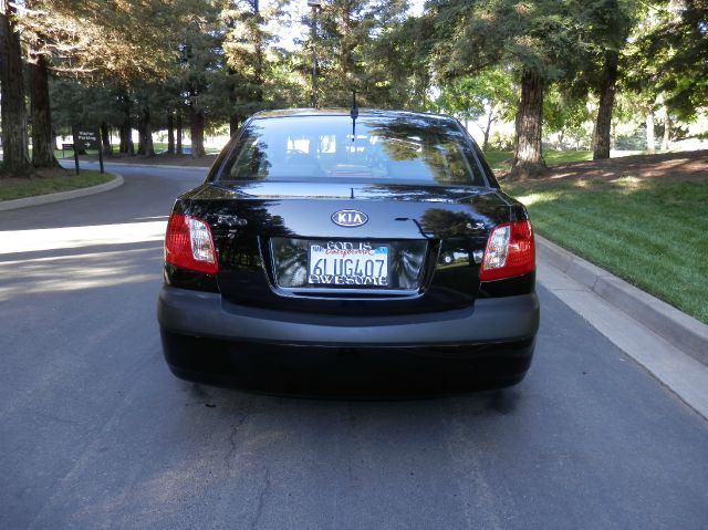 2007 Kia Rio Elk Conversion Van