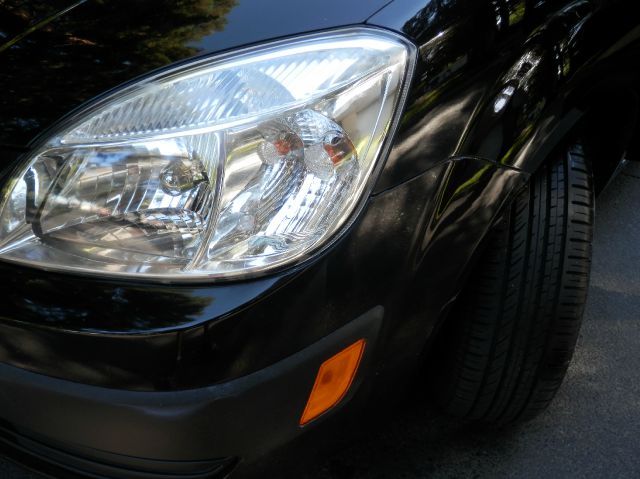 2007 Kia Rio Elk Conversion Van