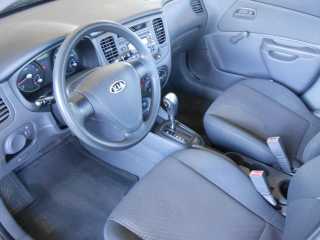 2007 Kia Rio Elk Conversion Van