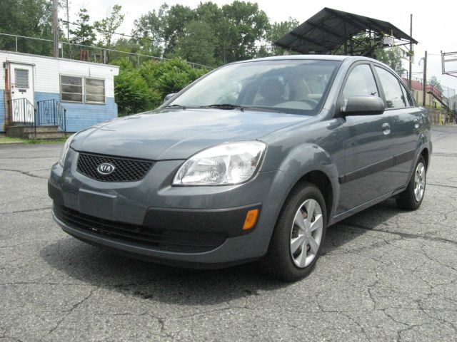 2007 Kia Rio Elk Conversion Van
