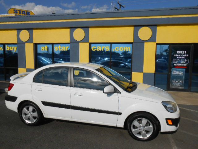 2007 Kia Rio Elk Conversion Van