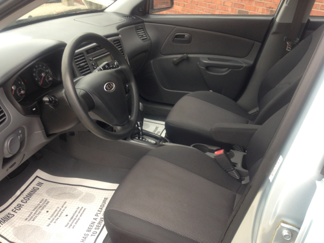 2008 Kia Rio Elk Conversion Van