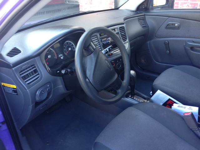 2009 Kia Rio Elk Conversion Van