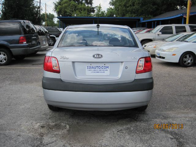 2009 Kia Rio Elk Conversion Van