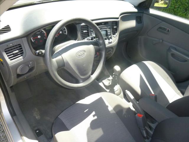 2009 Kia Rio Fleet Z85