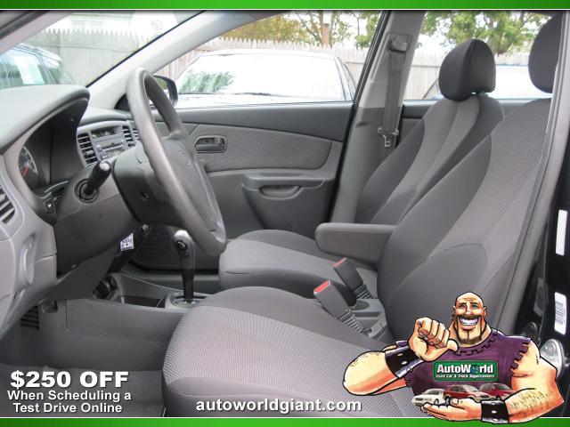 2009 Kia Rio Unknown