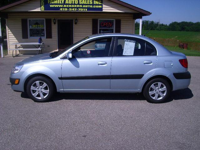 2009 Kia Rio F-150 Reg Cab