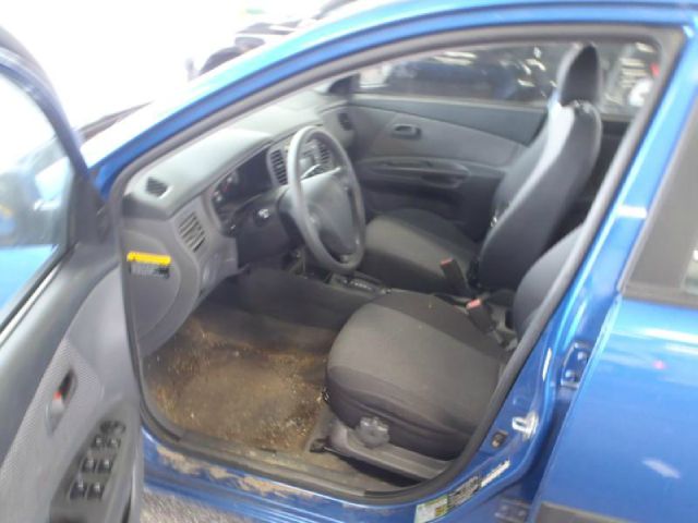 2009 Kia Rio Elk Conversion Van