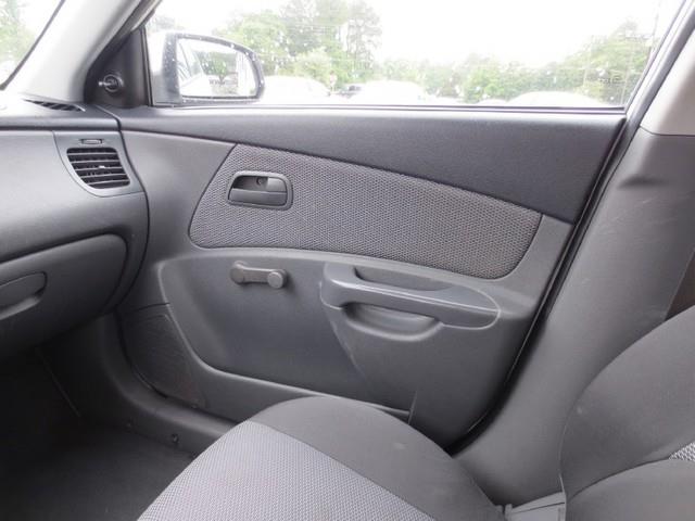 2009 Kia Rio AWD, REAR DVD, Navigation, 3RD ROW, Mem/heat Seats