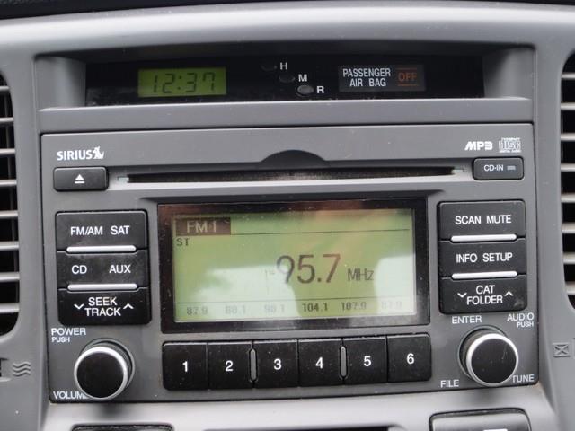 2009 Kia Rio AWD, REAR DVD, Navigation, 3RD ROW, Mem/heat Seats