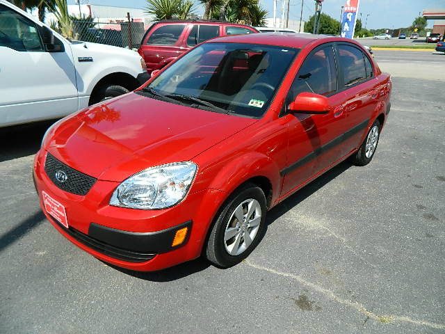 2009 Kia Rio Elk Conversion Van