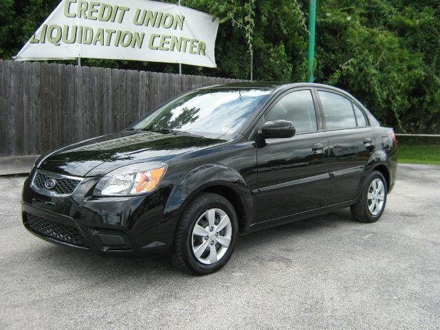 2010 Kia Rio Base