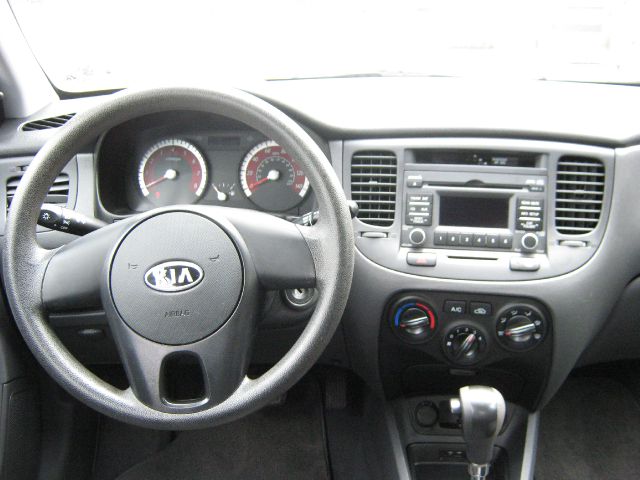 2010 Kia Rio Base