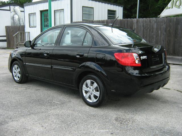 2010 Kia Rio Base