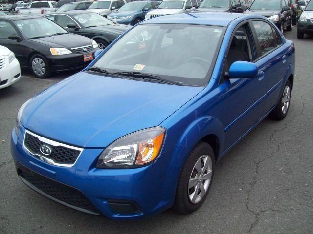 2010 Kia Rio Elk Conversion Van