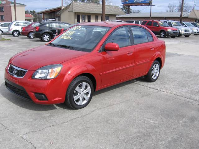 2010 Kia Rio Base