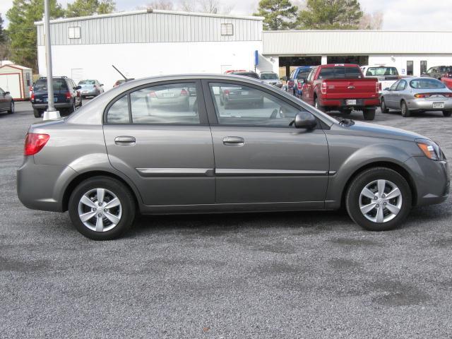 2010 Kia Rio Unknown