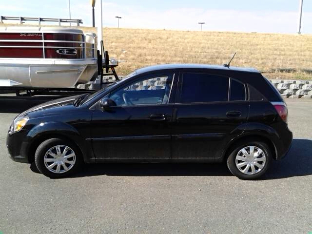 2010 Kia Rio Elk Conversion Van