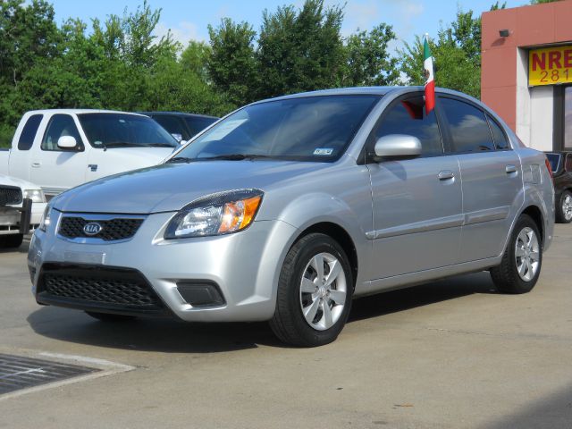 2011 Kia Rio Elk Conversion Van