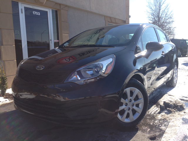 2013 Kia Rio Elk Conversion Van