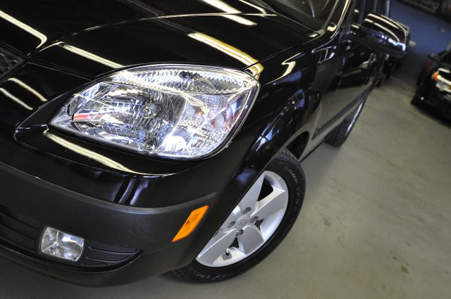 2009 Kia Rio5 XLT