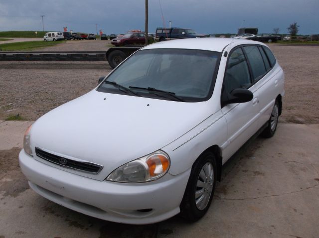 2002 Kia Rio Cinco SW2