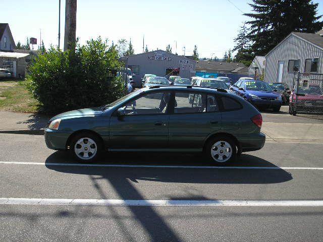 2003 Kia Rio Cinco SW2