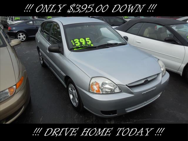 2004 Kia Rio Cinco Unknown