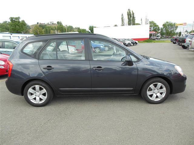 2007 Kia Rondo 4dr Sdn I4 2.5