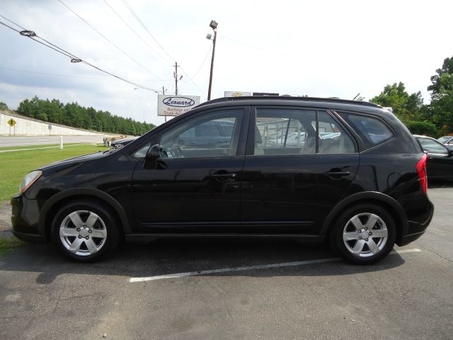2007 Kia Rondo 5dr HB