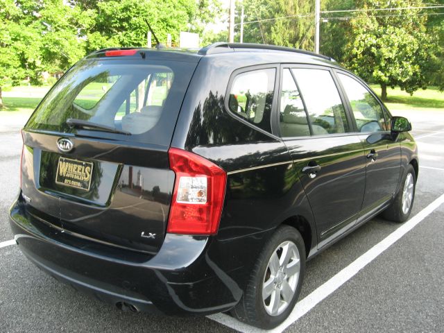 2007 Kia Rondo Elk Conversion Van