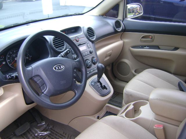 2008 Kia Rondo 5dr HB Auto