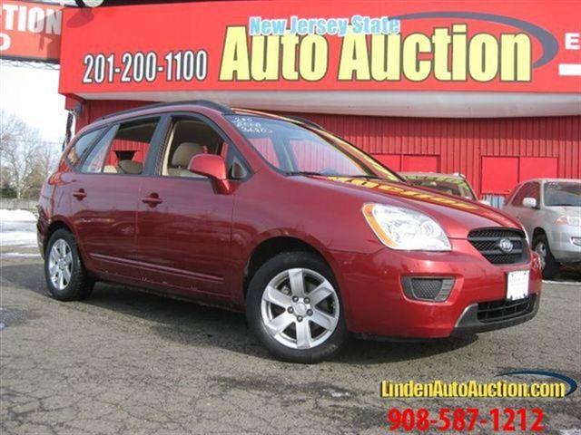2008 Kia Rondo 4dr Sdn V6 CVT 3.5 SE Sedan