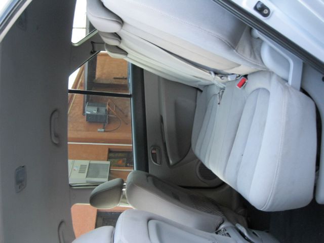 2008 Kia Rondo 5dr HB