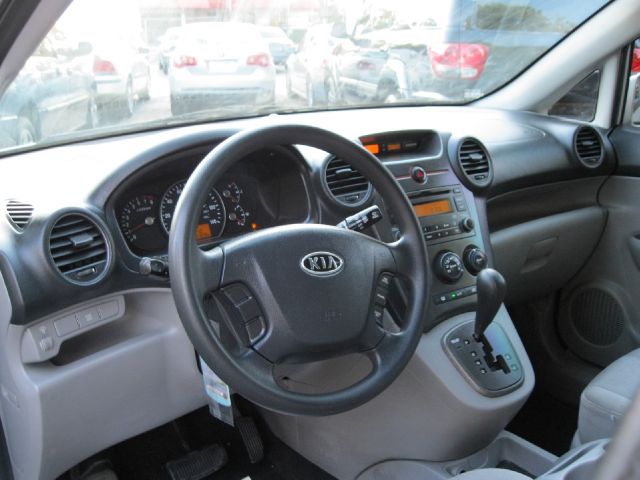2008 Kia Rondo 5dr HB