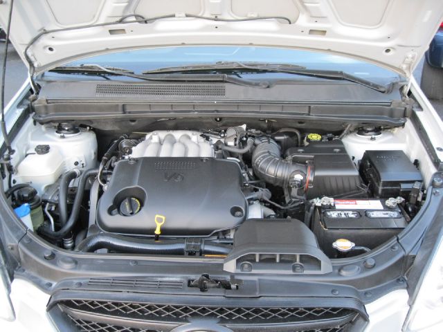 2008 Kia Rondo 5dr HB