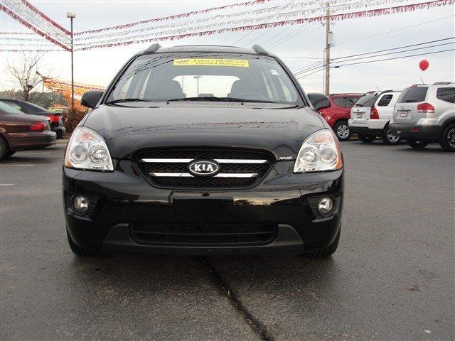 2008 Kia Rondo Open-top