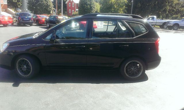 2009 Kia Rondo Elk Conversion Van