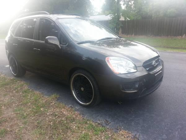 2009 Kia Rondo Lariat 4WD FX4