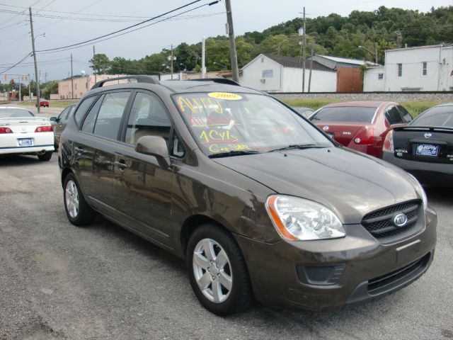2009 Kia Rondo Elk Conversion Van