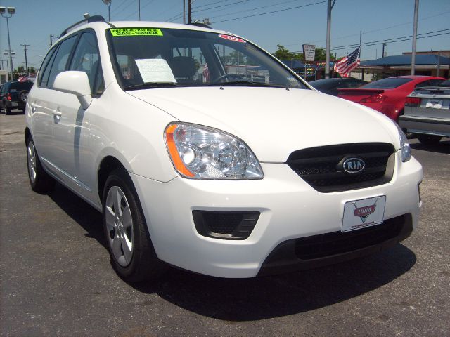 2009 Kia Rondo Elk Conversion Van