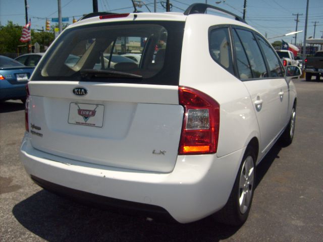 2009 Kia Rondo Elk Conversion Van