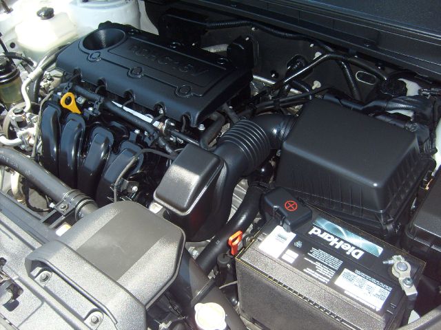 2009 Kia Rondo Elk Conversion Van