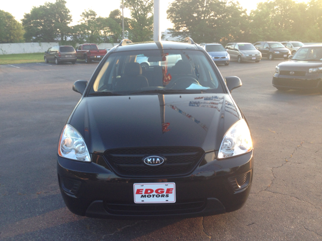 2009 Kia Rondo Elk Conversion Van