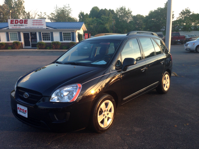 2009 Kia Rondo Elk Conversion Van