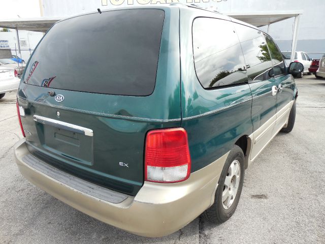 2002 Kia Sedona Open-top